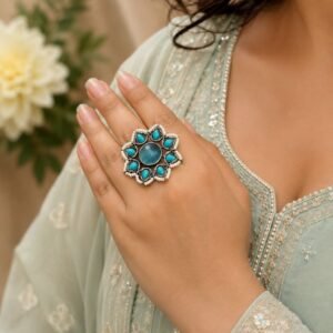 Vintage Flower Ring Adjustable Oxidized Floral Ring for Women