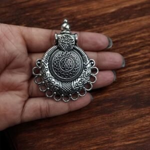 DIY Jewelry Ideas Unique Pendant | Using Raw Materials and Floral Art Designs