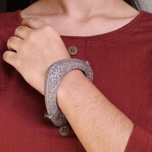 Ethnic Silver Replica Triangle Shape Kada | Beautiful Oxidized Openable Bangles for Women
