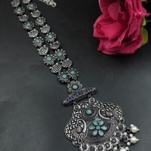 Vintage Silver Look Necklace Antique Jewelry for Gorgeous Traditional Style