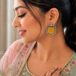 Spider Shape Stud Earring Artistic Design for Traditional Wear