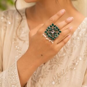 Dazzling Geometric Stylish Ring for Elegant Modern and Fashionable Looks