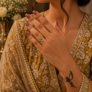 Anti Tarnish Rings Royal Looking Luxury Ring for Women