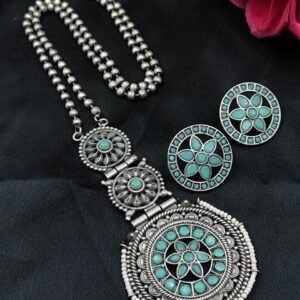 Amazing Flower Design Silver Replica Necklace Set with Round Stud Earrings